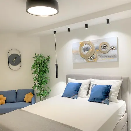 Fani - In Appartement *
