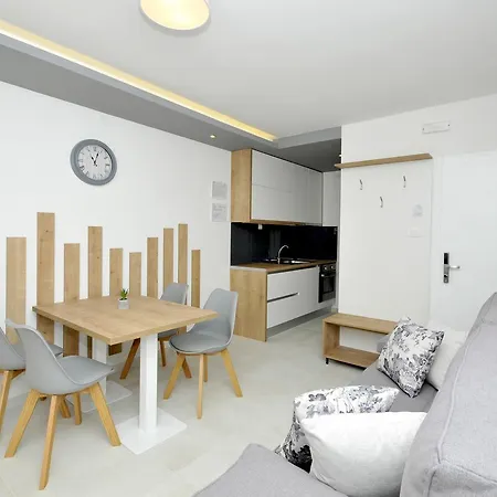Fani - In Appartement *