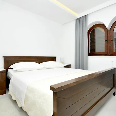 Fani - In Appartement *