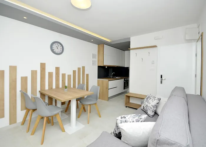 Fani - In Appartement *