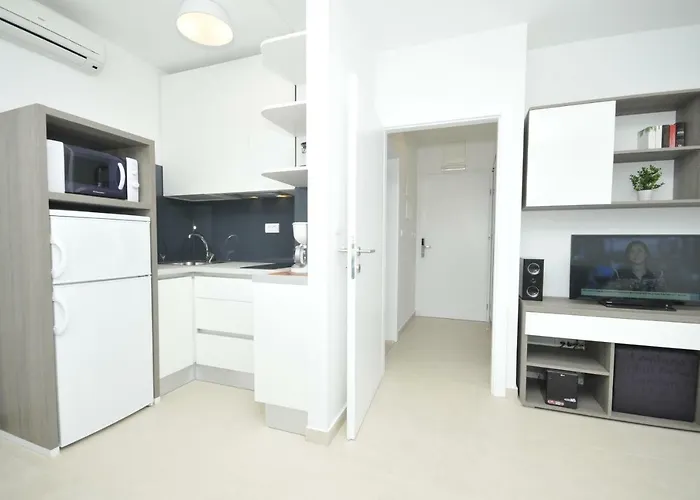 Appartement Fani - In *