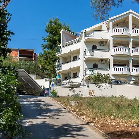 Appartement Fani - In