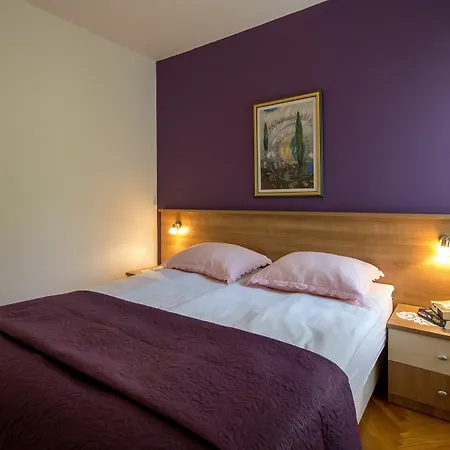 아파트 Fani - In *