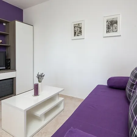 Apartament Fani - In