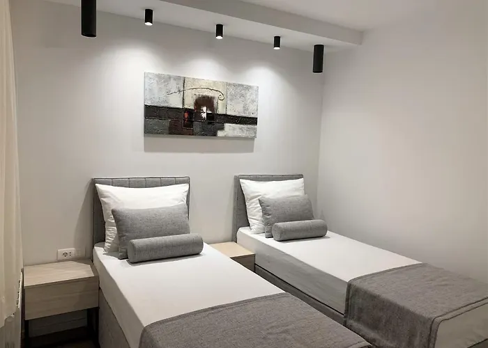 Fani - In 特罗吉尔